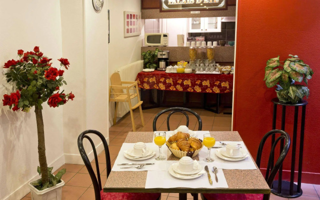 Hipotel Paris Belgrand Marie 20ème