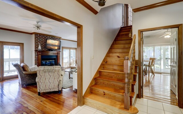 4 Iron Clad Holiday Home