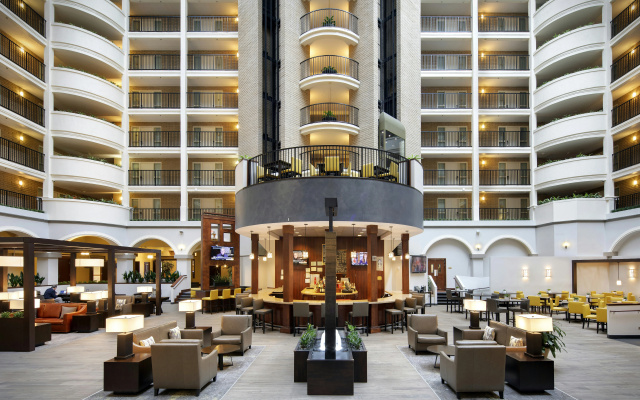 Embassy Suites by Hilton Dallas Park Central Area