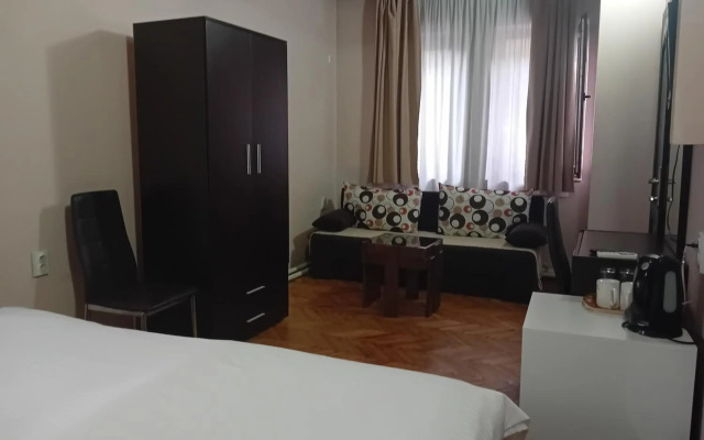 Hotel Vila Silia
