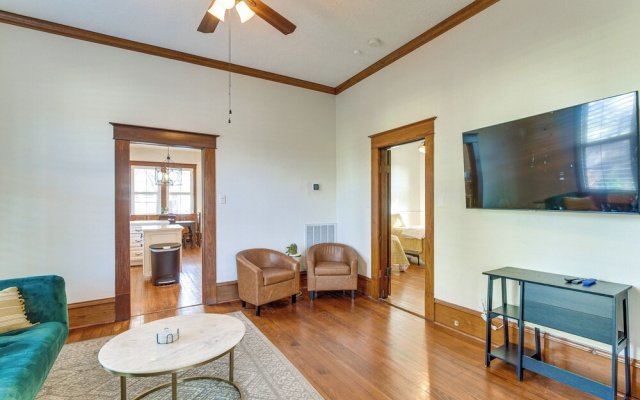 Walkable & Historic Houston Heights Bungalow!