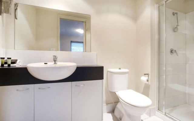 Plum Carlton Serviced Apartments