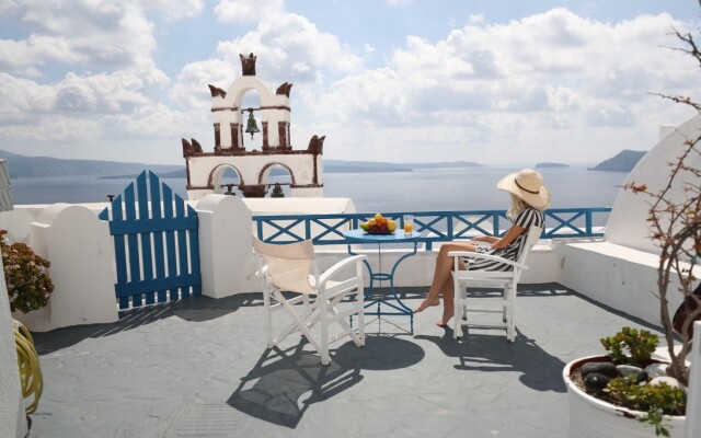 Santorini Paradise