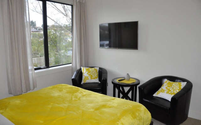 Shetland Court Apartments – Guest Rooms – Dunedin