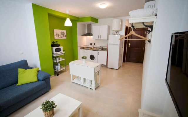 Holidays 2 Malaga Apartments