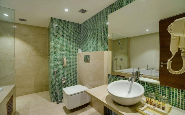Ramee Grand Hotel and Spa, Pune