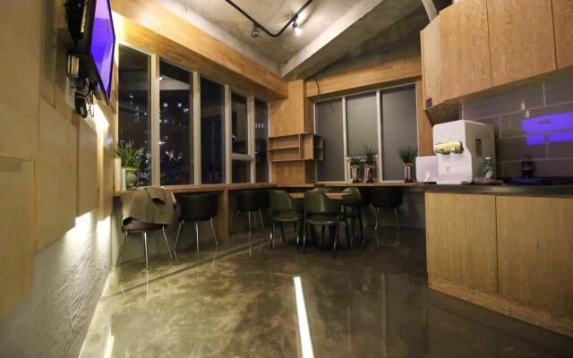 Hostel the style in Hongdae