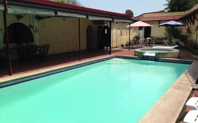 Phoenix Hotel