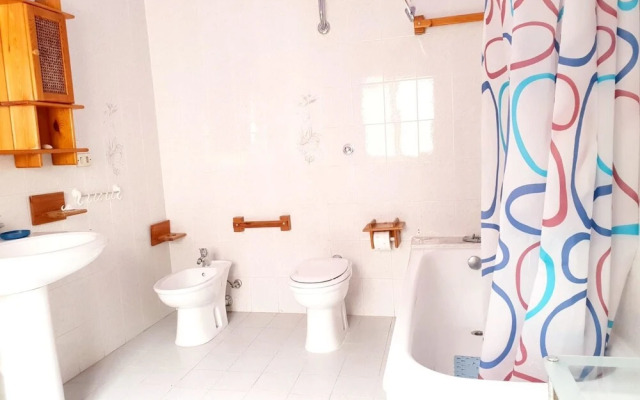 Apartment With 3 Bedrooms in Solarussa Near the Beach