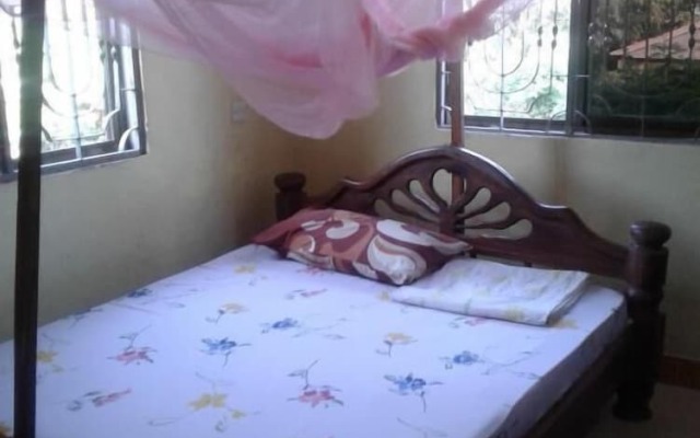 JJ&JE Family House - Hostel