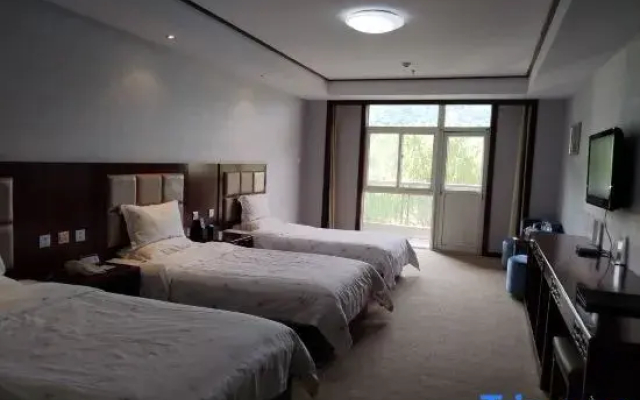Tiantan Hot Spring Hotel