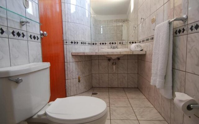 Hotel Alegria Nasca
