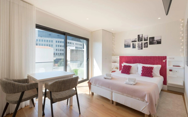 LovelyStay - Heart of D. Pedro Apartments IV