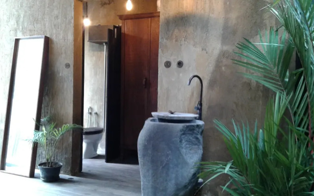 Rustic Hut in Seminyak Bali