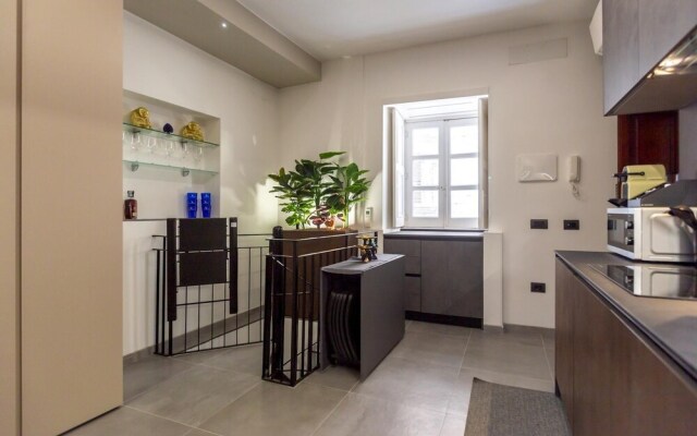 Interno 6 in Siracusa