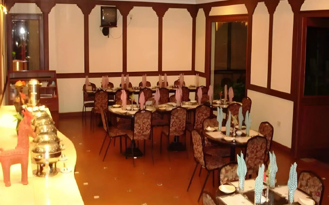 Black Thunder Resort - Mettupalayam