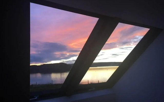 Solas, Ormiscaig, Luxury Coastal Retreat