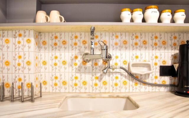 Gorgeous Flat With Balcony in Izmir Konak