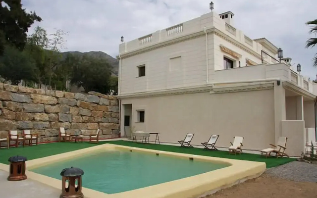 Hotel Villarocamar