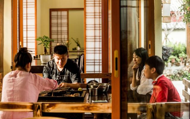 Lijiang Moreline Lodge