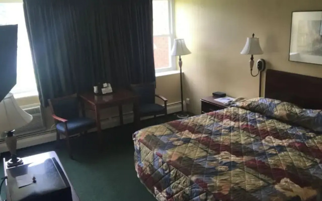Baxter Park Inn
