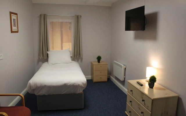 Redwings Lodge Baldock