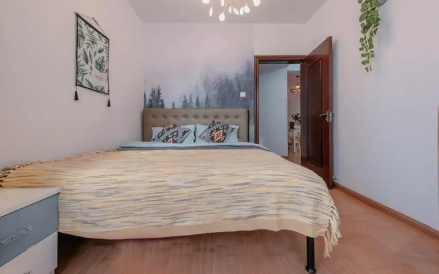 Xi’an Beilin·Xiaozhai· Locals Apartment 00178070