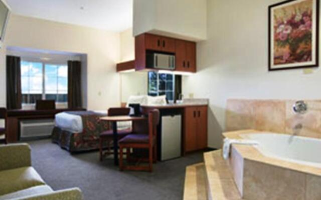 Microtel Inn And Suites Tracy