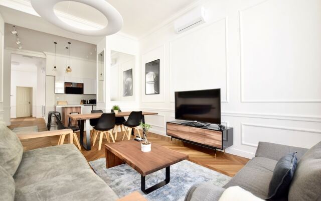 Luxury Apartment by Hi5 - Bazilika Suite