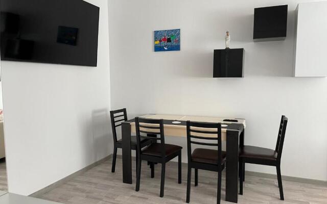 Iany Residence 1
