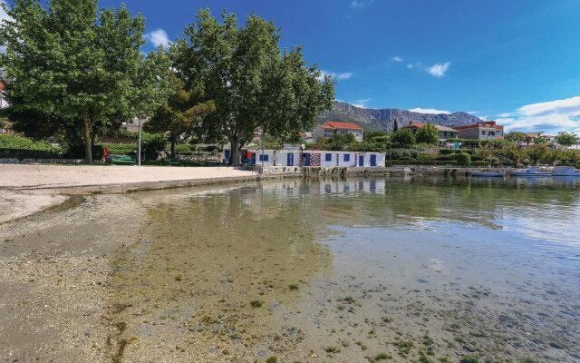 Nice Home in Kastel Sucurac With Wifi and 4 Bedrooms