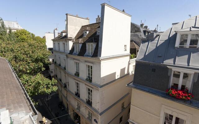 Romantic Flat in the Heart of Paris