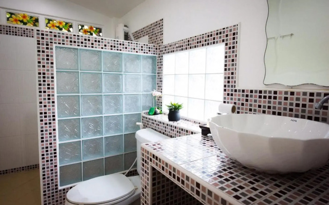 Keawanongburi Resort