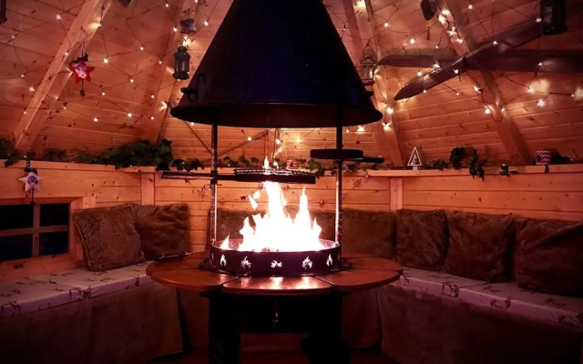 Highland Comfort With Mountain Views