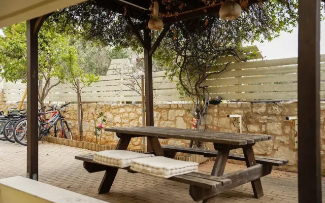Zircon Gem - Kato Gouves Private Garden Oasis