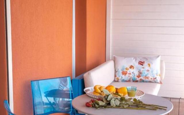 SUITE LOVE SPA VUE MER PISCINe 1