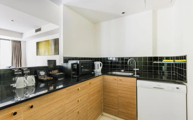 Crowne Plaza Canberra by IHG