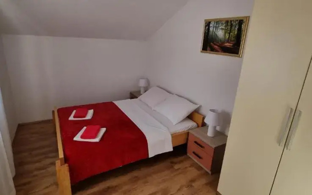 Apartments Ćosic