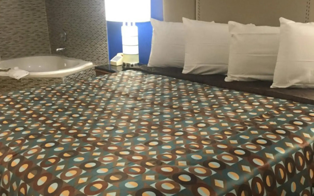 California Inn and Suites Bakersfield