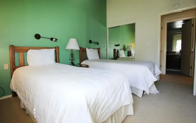 Llc1236 - Lakeside Landing 4 Bedroom Condo