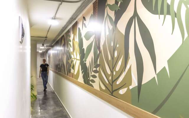 Ventiuna Hotel & Hostel