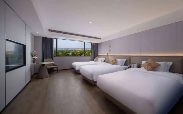 Days Hotel By Wyndham Xishuangbanna Jinghong