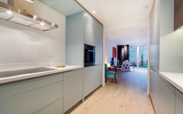 Modern Oasis Apartment