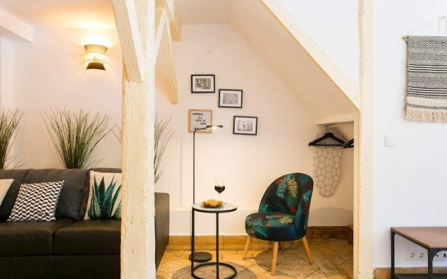 Original Photographers Studio Apartment in Alcântara