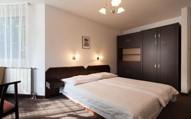Hotel Adler