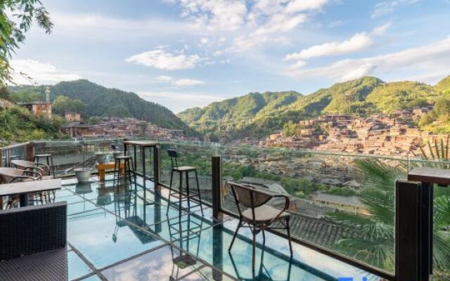 VG Sky Land Holiday Garden panoramic beauty