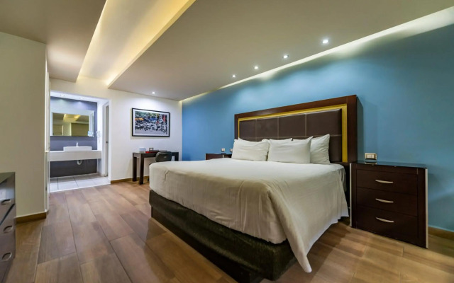 Quinta Dorada Hotel and Suites
