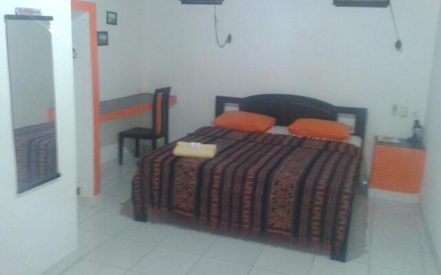 Ari Home Stay