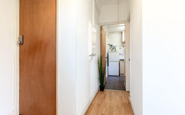 Anson House - Deluxe Guest Room 2