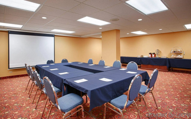 Best Western Plus Suites Downtown